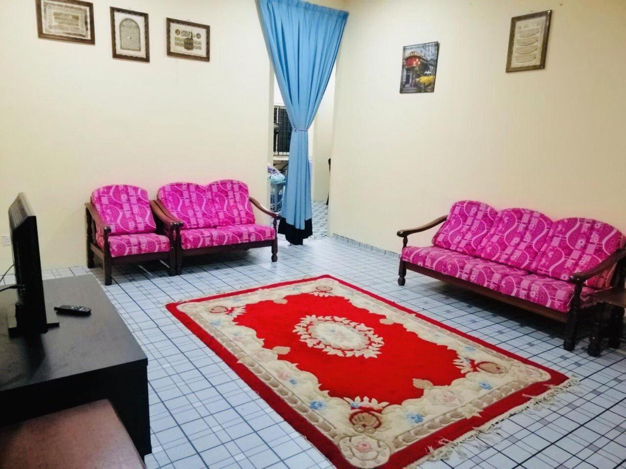 Homestay Bandar Pekan - Musleem Preferred Kültér fotó